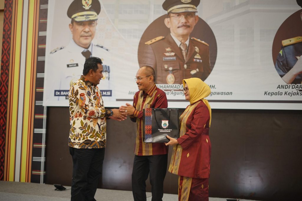 Kajati Sulbar Berganti, Bahtiar Baharuddin: Terimakasih Muhammad Naim, Selamat Datang Andi Darmawangsa