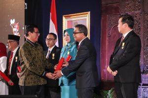 Ketua TPPS Sulbar Dapat Penghargaan dari BKKBN RI