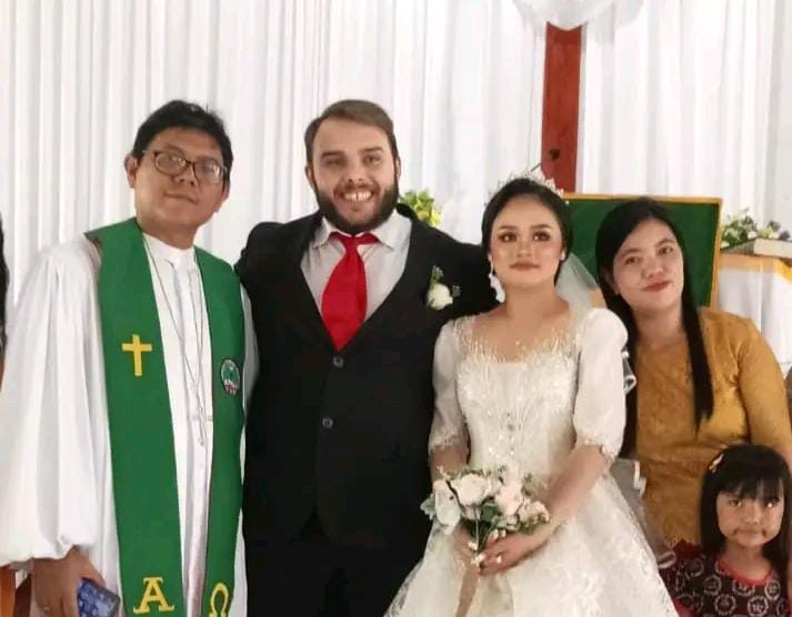 Pria asal Kanada yang menikah dengan gadis asal Mamasa, Sulbar, Indonesia