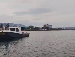 Ditpolairud Polda Sulbar Kerahkan Armada Terbaiknya Bantu Pencarian Kapal KLM Mitra Pesisir