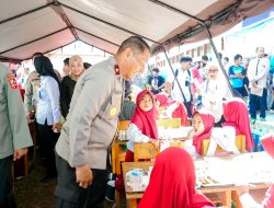 Polda Sulbar Gelar Bakti Kesehatan dan Makanan Bergizi untuk Warga dan Pelajar