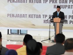 Lantik PJ Ketua TP PKK Polman dan Mamasa, Pj Bahtiar Harap Maksimalkan Fungsi Posyandu Kawan Asta Cita Presiden