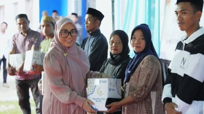 Di Tapalang Barat Sutinah Sampaikan Permohonan Maaf