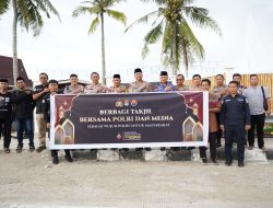 Berbagi Berkah Ramadan, Kapoda Sulbar Ajak Media Bagi Takjil