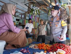 Kapolda Sulbar Bangun Komuniskasi dan Kepercayaan dengan Masyarakat di Tengah Pengecekan Posko Ops Ketupat di Majene