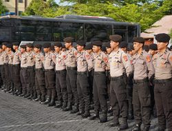 Apel Siaga Mei Day: Kapolda Sulbar Tekankan Peran Polri dalam Menjaga Ketertiban dan Keamanan