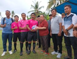 Dorong Kebangkitan Sepak Bola Sulbar, Wagub Tekankan Pentingnya Pembinaan Usia Dini