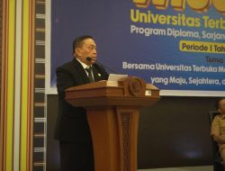 UT Majene Wisuda 490 Lulusan, Salim S Mengga: Tantangan Nyata Ada di Masyarakat, Bukan di Kampus