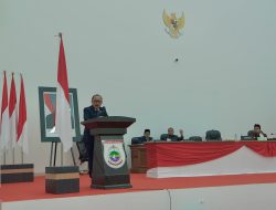RPJMD Sulbar 2025-2029 Jadi Perda, Gubernur SDK Tekankan Jangan Ada Pemborosan Anggaran