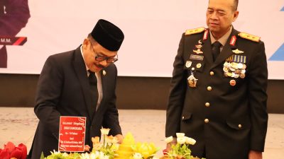 Kemeriahan Syukuran HUT Bhayangkara ke-79 Polda Sulbar Bergemah di Ballroom Hotel Maleo