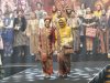 Ketua dan Wakil Ketua Bhayangkari Polda Sulbar Tampil Memukau di Bazar Kreasi Nusantara 2025 dengan Tenun Sekomandi