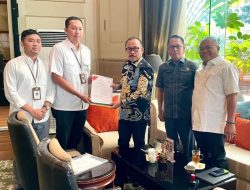 Teken BAST Sekolah Rakyat, Suhardi Duka Tegaskan Komitmen Pendidikan Inklusif di Sulbar
