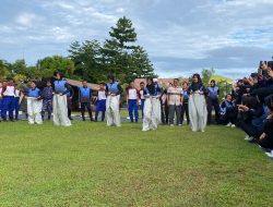 Gebyar Semangat Kemerdekaan, Polda Sulbar Gelar Lomba Tarik Tambang dan Balap Karung