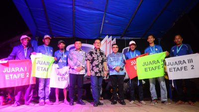 Suhardi Duka Anugerahkan Hadiah kepada Jawara Etape II SandeqSilumba 2025