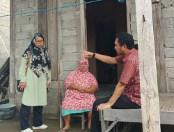 Pastikan Bantuan Sosial Tepat Sasaran Rp2 Juta per KK, Tim Pasti Padu Sulbar Tinjau Calon Penerima Manfaat di Desa Babana