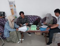 Layanan Beasiswa Pemprov Sulbar 2025 Lanjut ke Hari Kedua, 20 Mahasiswa Antusias Serahkan Berkas